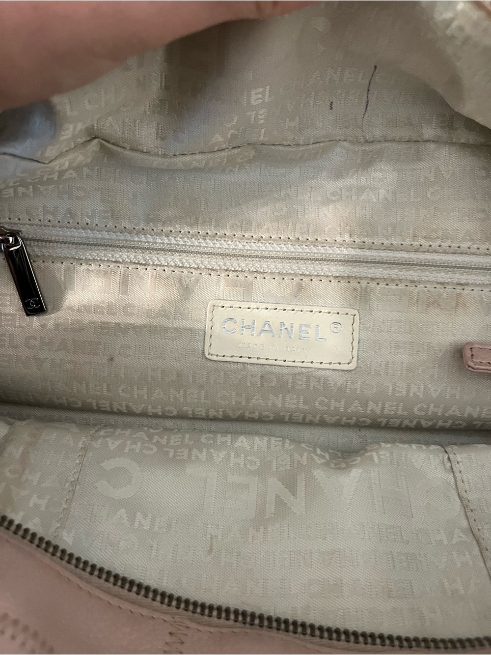 CHANEL Blush Quilted Leather Shoulder Bag with Silver-Tone Logo Bar - Picture 10 of 13